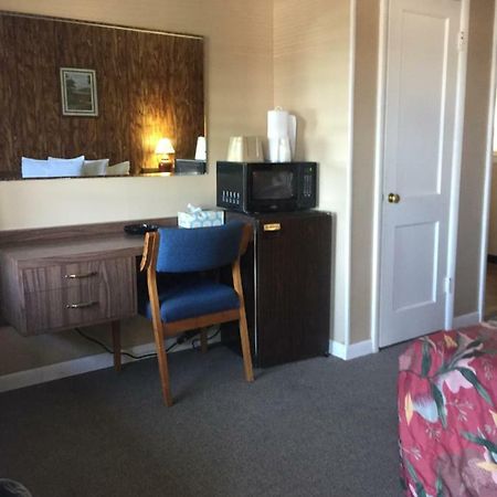 Jack Pine Motel Riverton Dış mekan fotoğraf